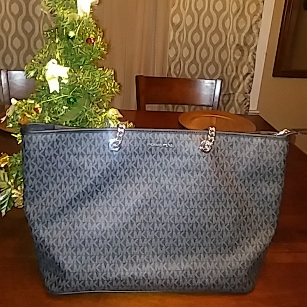 Mk tote